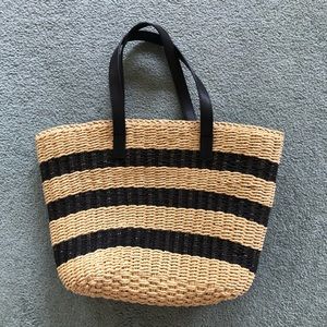 Gap Beach Straw Bag/Tote
